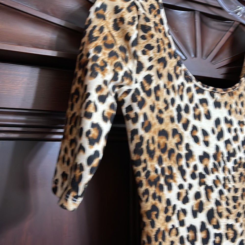 Dress - Picture 5 of 8